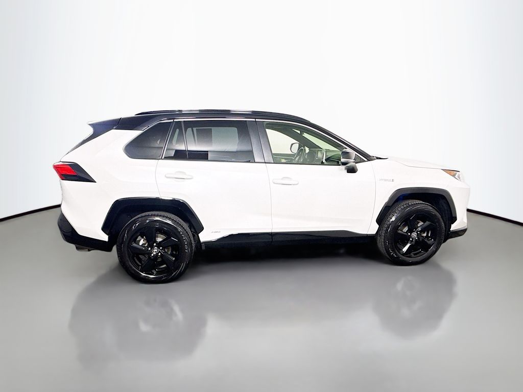 2020 Toyota RAV4 Hybrid XSE photo 7