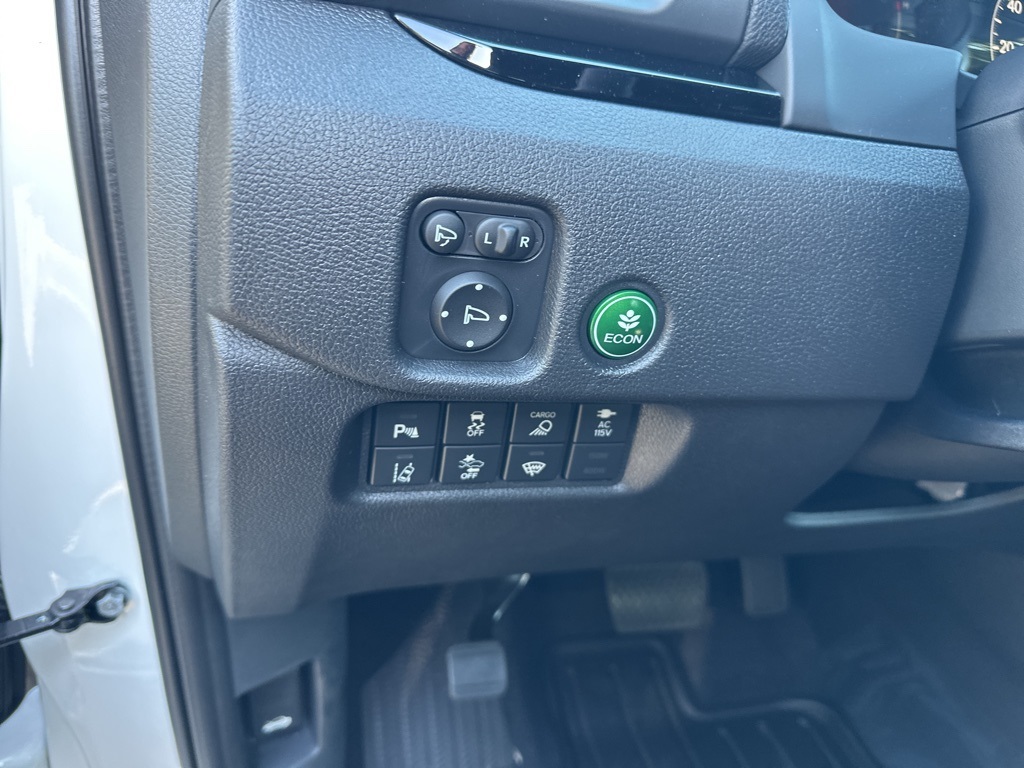 2025 Honda Ridgeline Black Edition photo 23