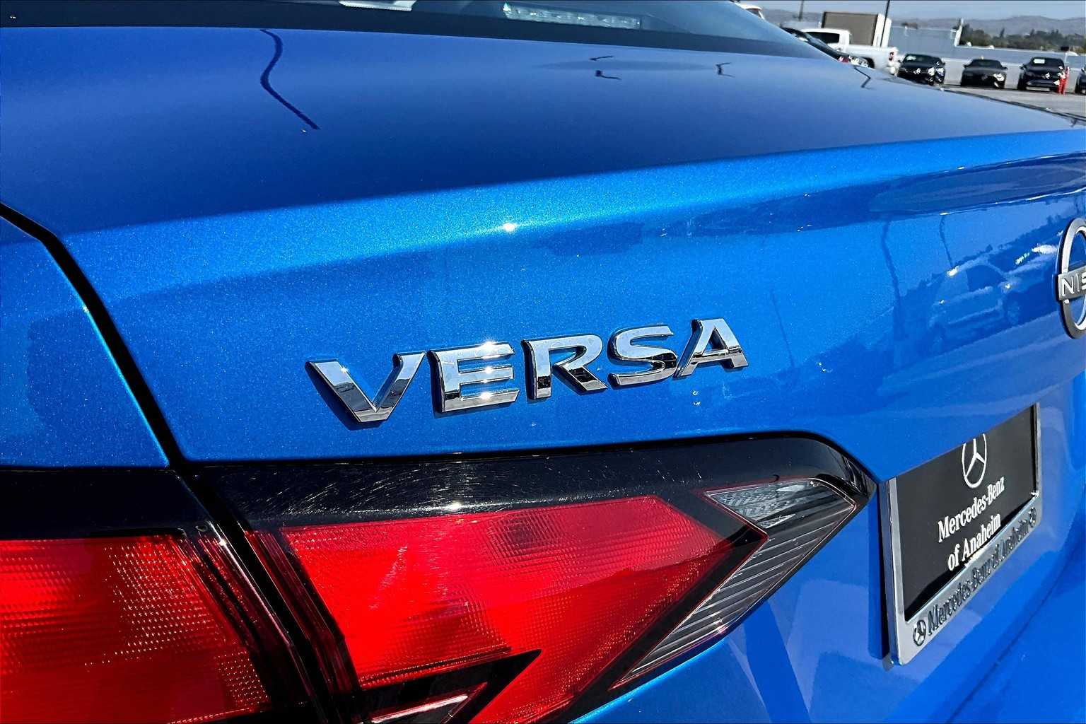 2024 Nissan Versa S photo 9