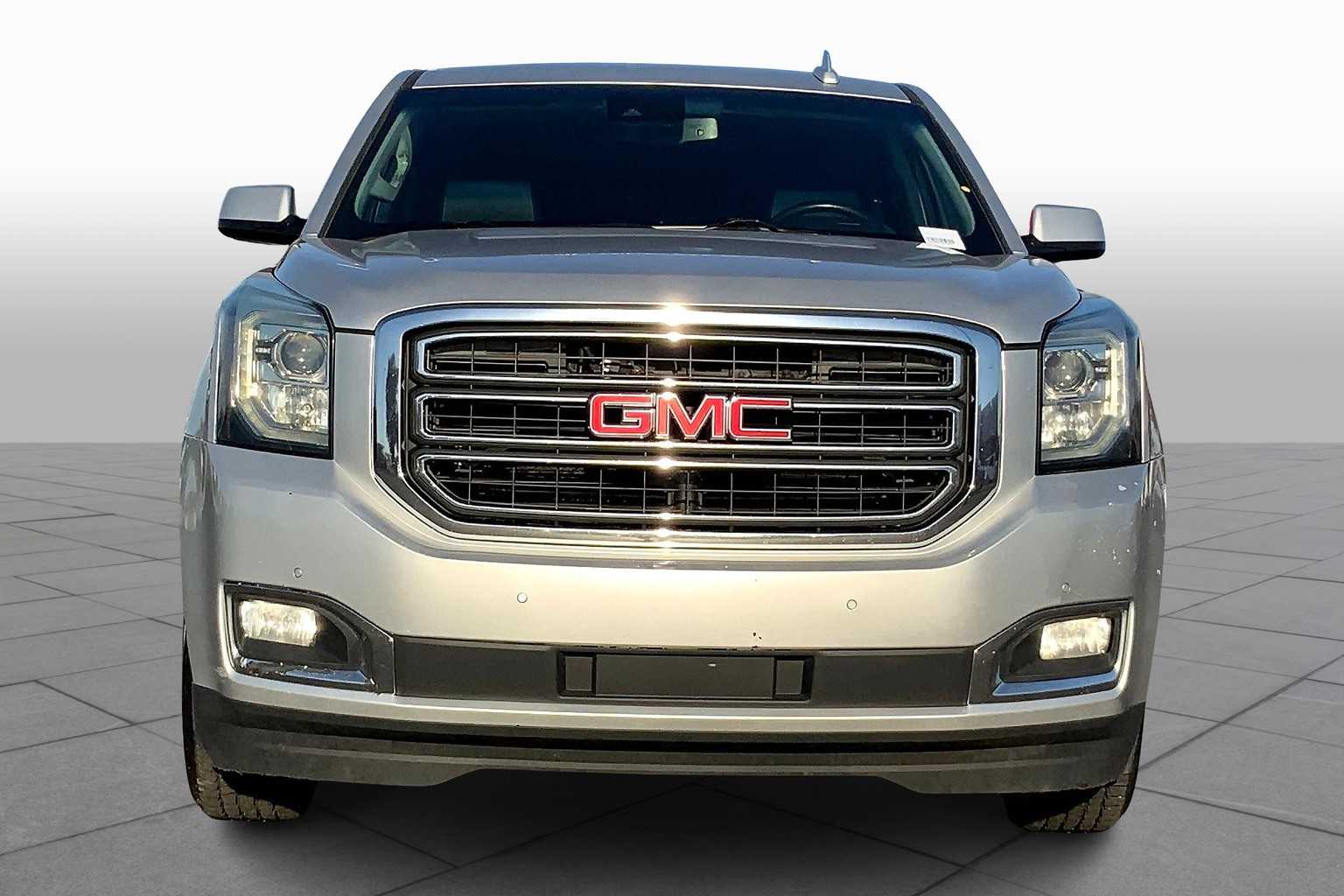 2018 Gmc Yukon SLT photo 3