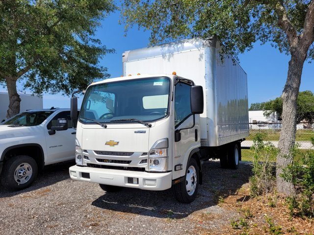 2024 Chevrolet Silverado 4500HD photo 3