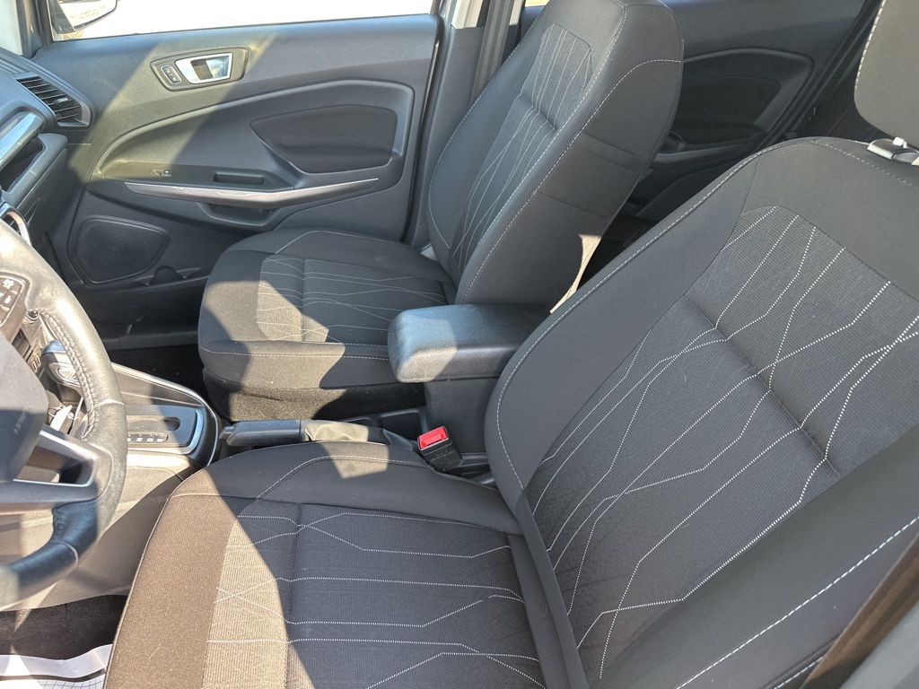2019 Ford EcoSport SE photo 2