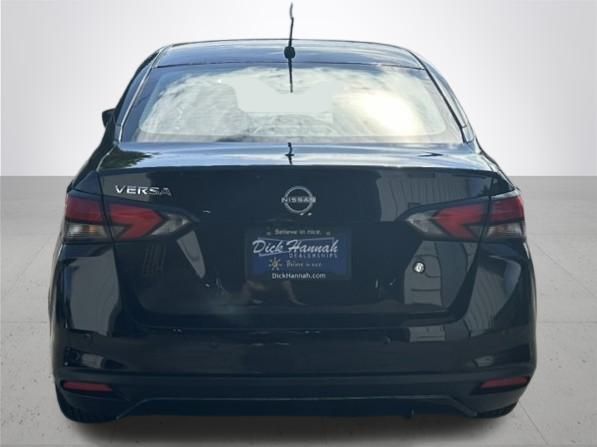 2025 Nissan Versa 1.6 S photo 8
