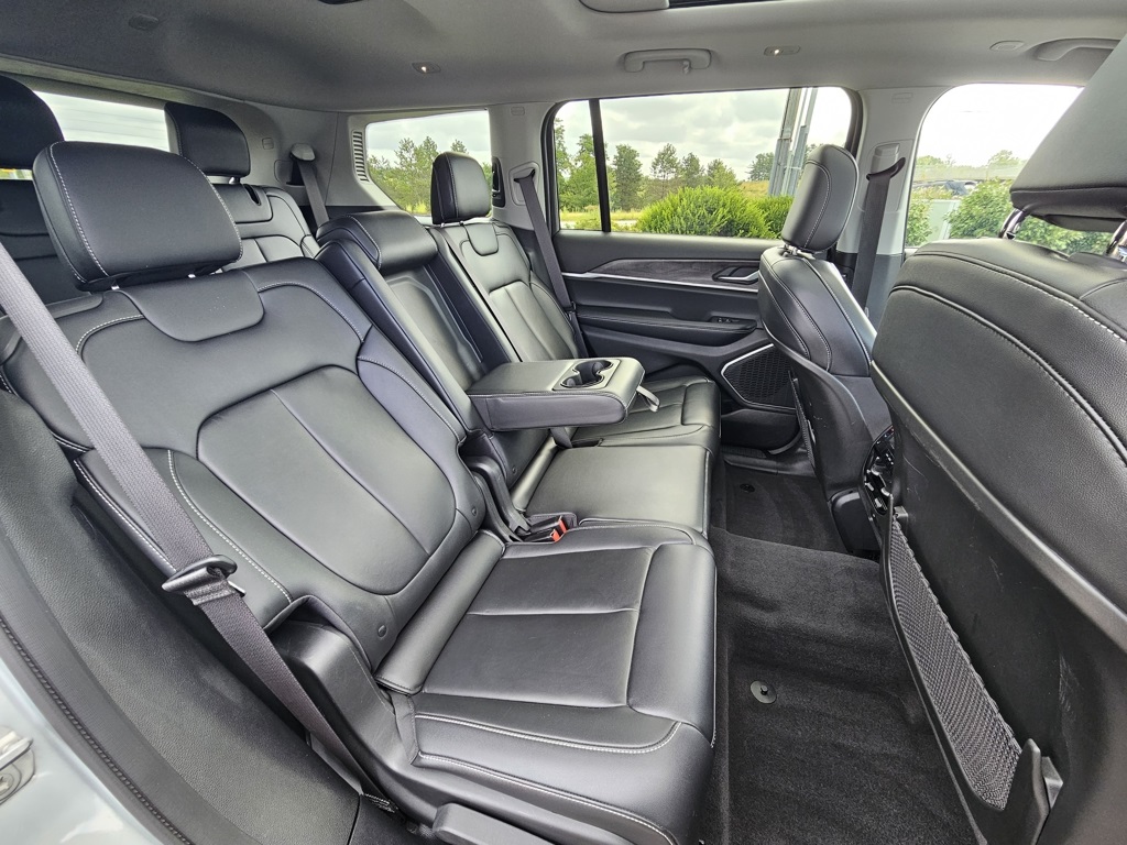 2021 Jeep Grand Cherokee Limited photo 13
