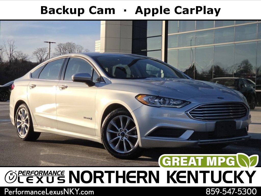 2017 Ford Fusion Hybrid SE's photo
