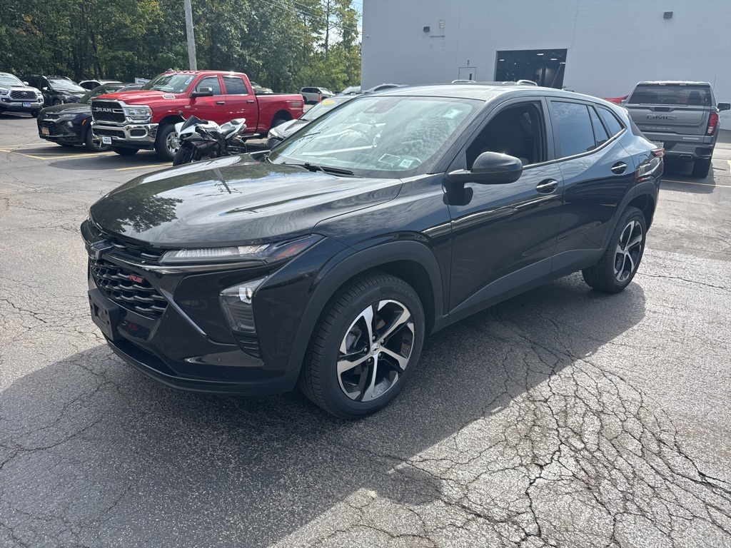 2024 Chevrolet Trax photo 3