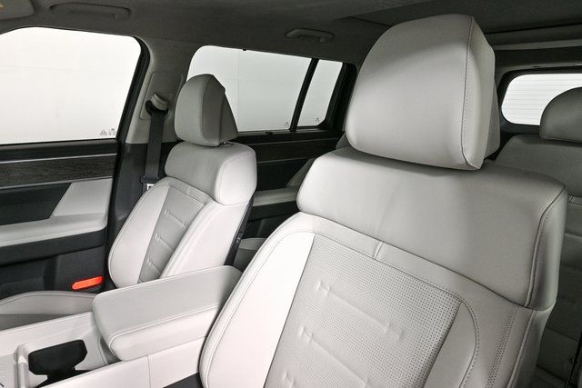2026 Hyundai Santa Fe Calligraphy photo 4