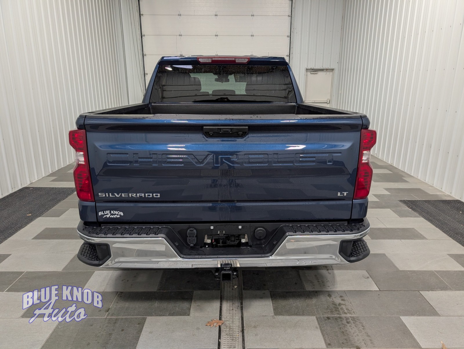 2022 Chevrolet Silverado 1500 LT photo 4