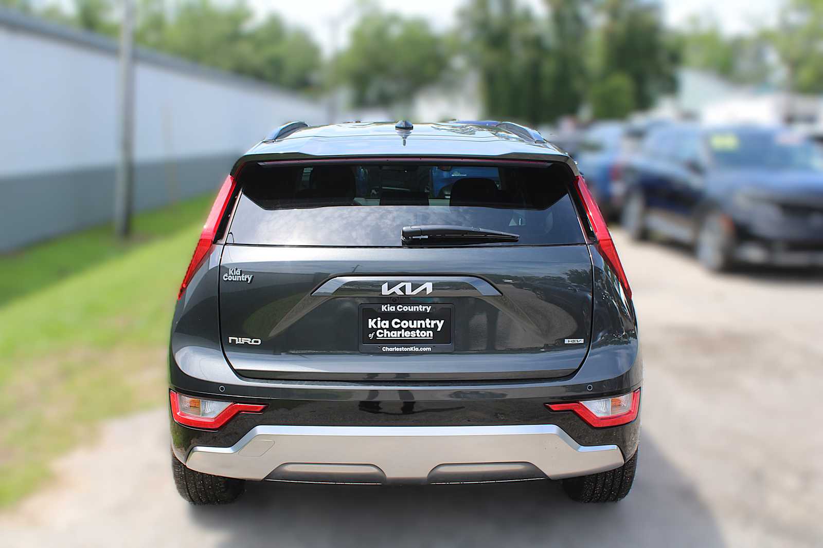 2025 Kia Niro EX Touring photo 7