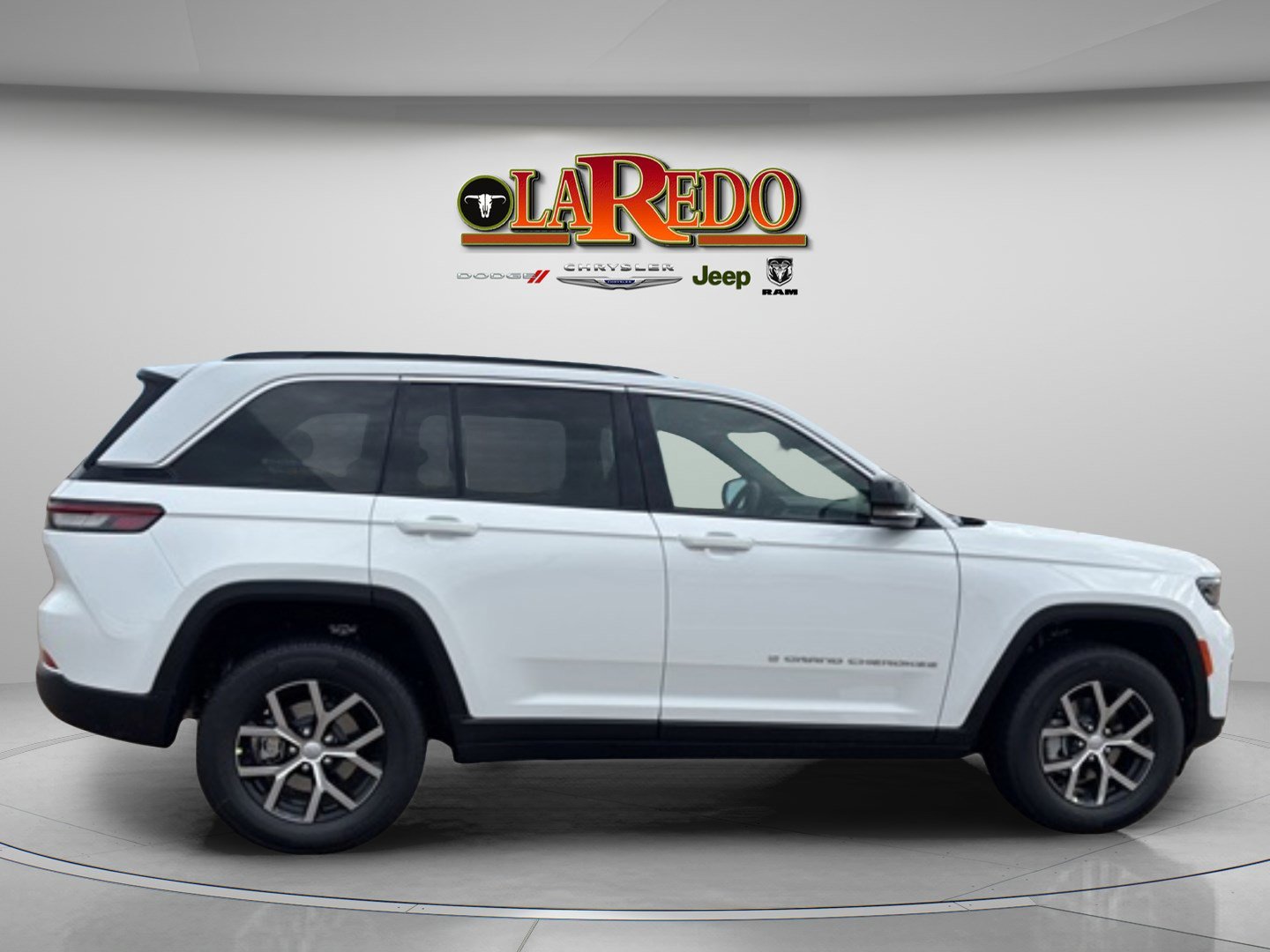 2025 Jeep Grand Cherokee Limited photo 6