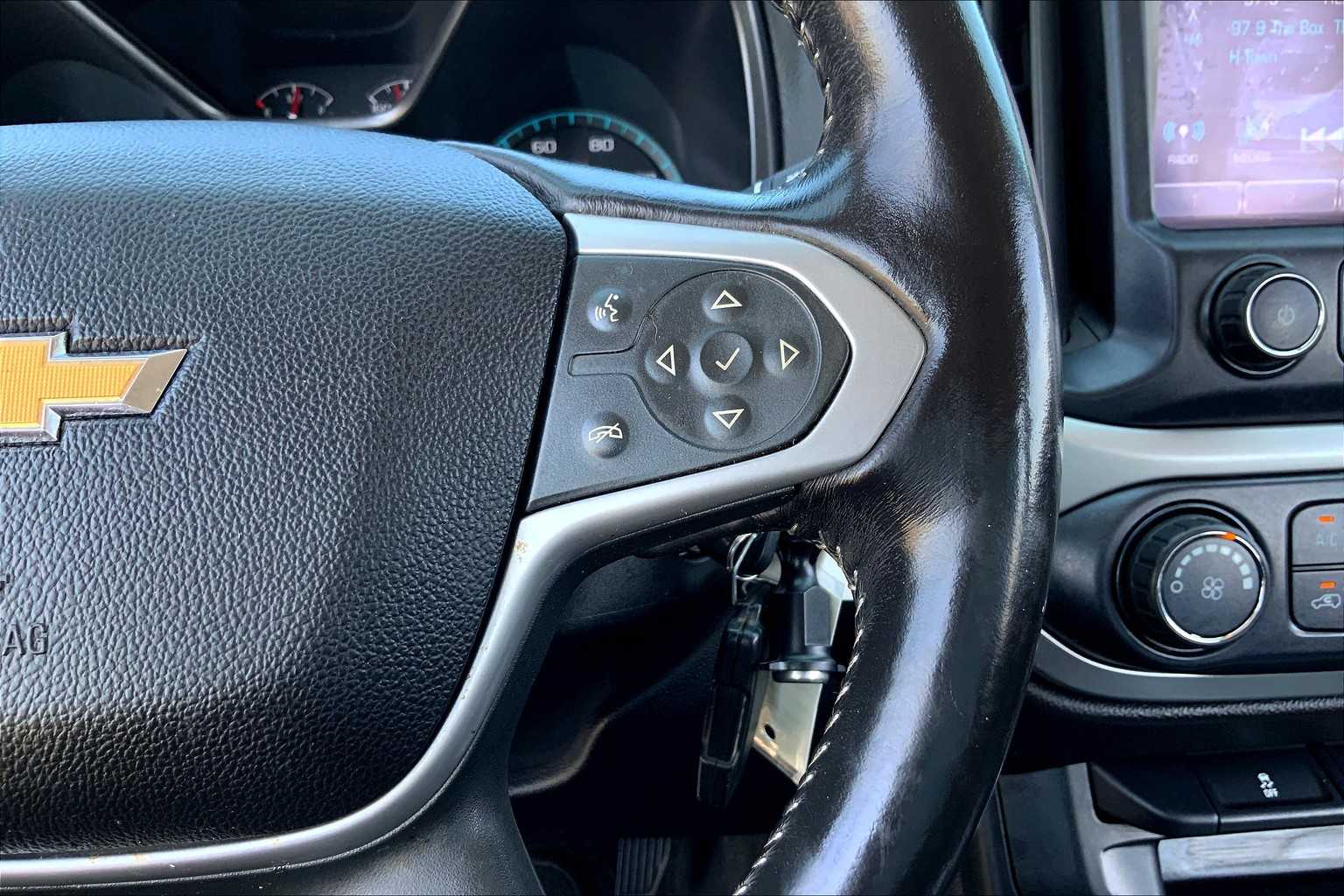 2016 Chevrolet Colorado LT photo 23