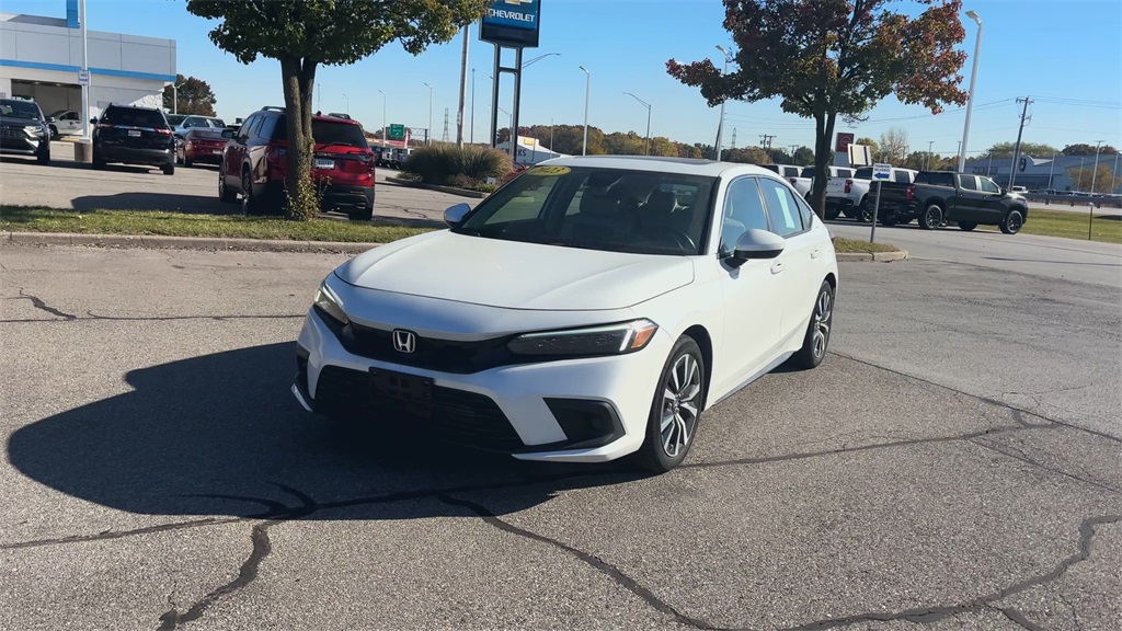 2023 Honda Civic Hatchback EX-L photo 3