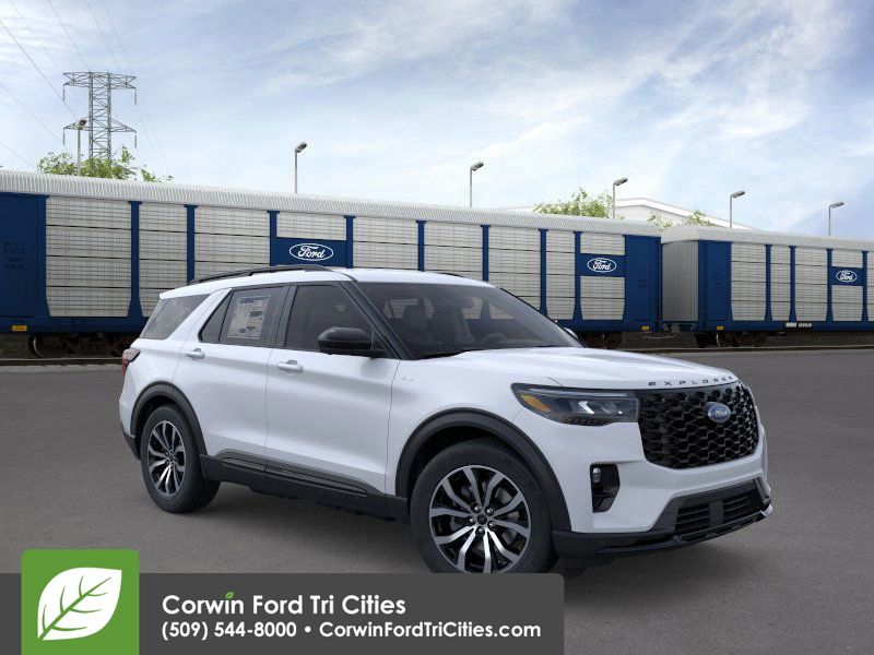 2026 Ford Explorer ST-LINE's photo