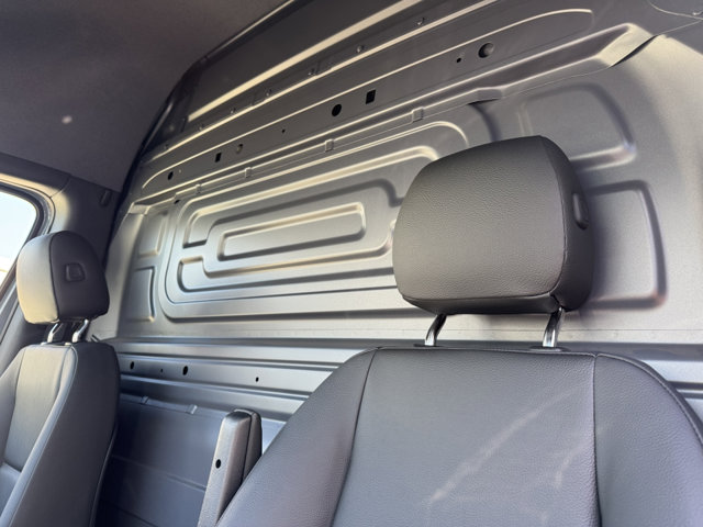 2026 Mercedes Benz Sprinter 2500 photo 3