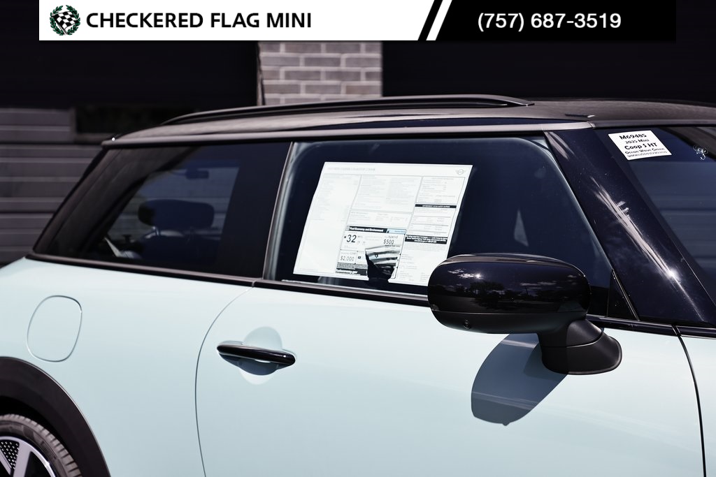 2025 Mini Cooper S Iconic photo 6