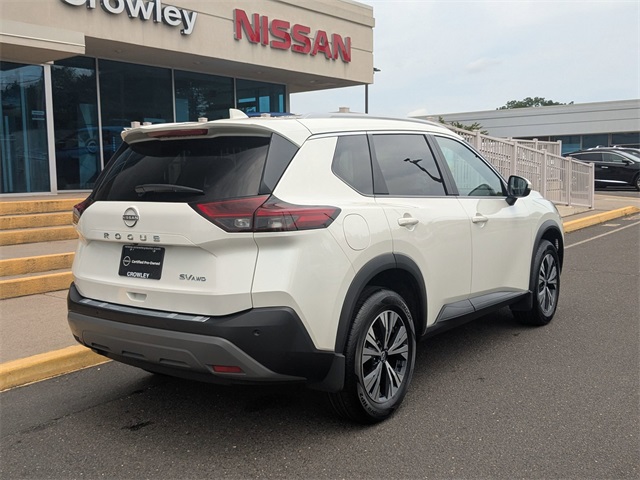2022 Nissan Rogue SV photo 3