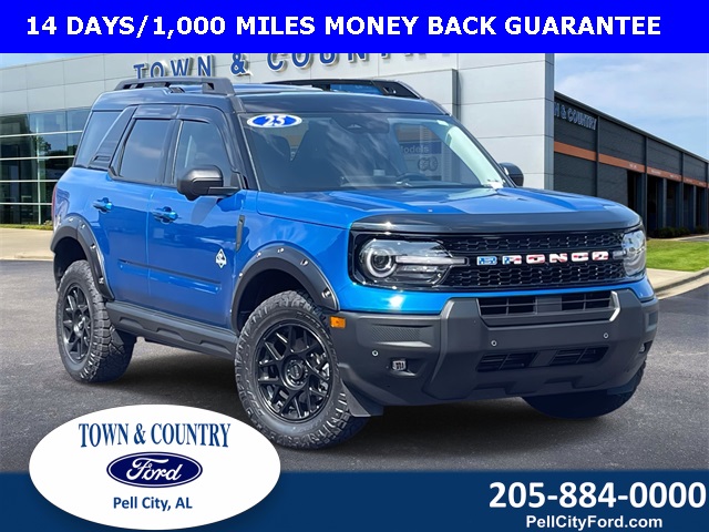 2025 Ford Bronco Sport Outer Banks's photo