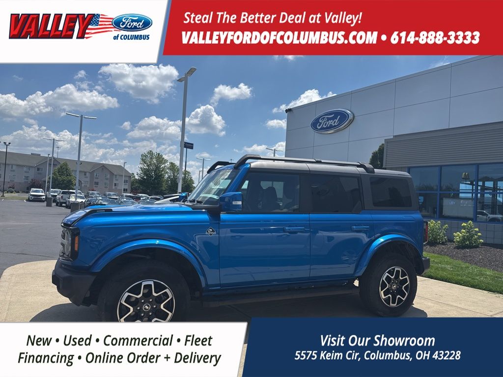 2022 Ford Bronco Outer Banks photo 3