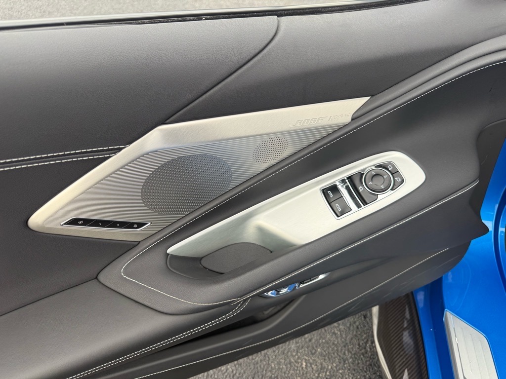 2024 Chevrolet Corvette E-Ray 2LZ photo 23