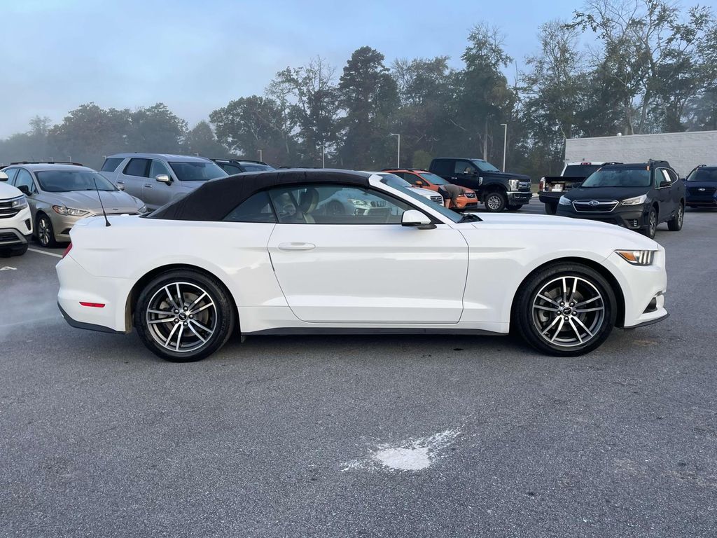 2017 Ford Mustang EcoBoost Premium photo 28