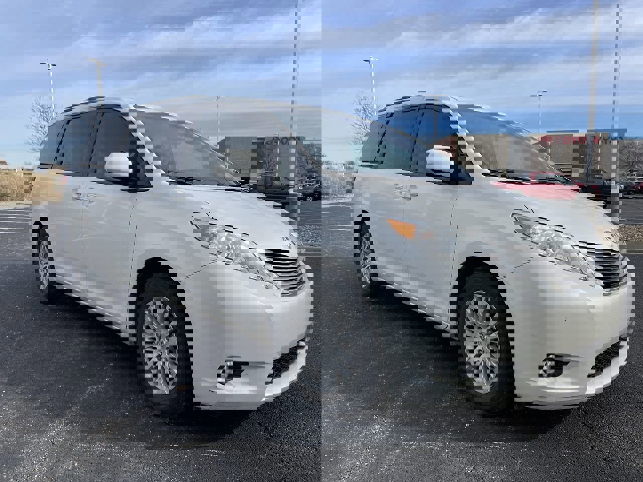 2015 Toyota Sienna XLE's photo