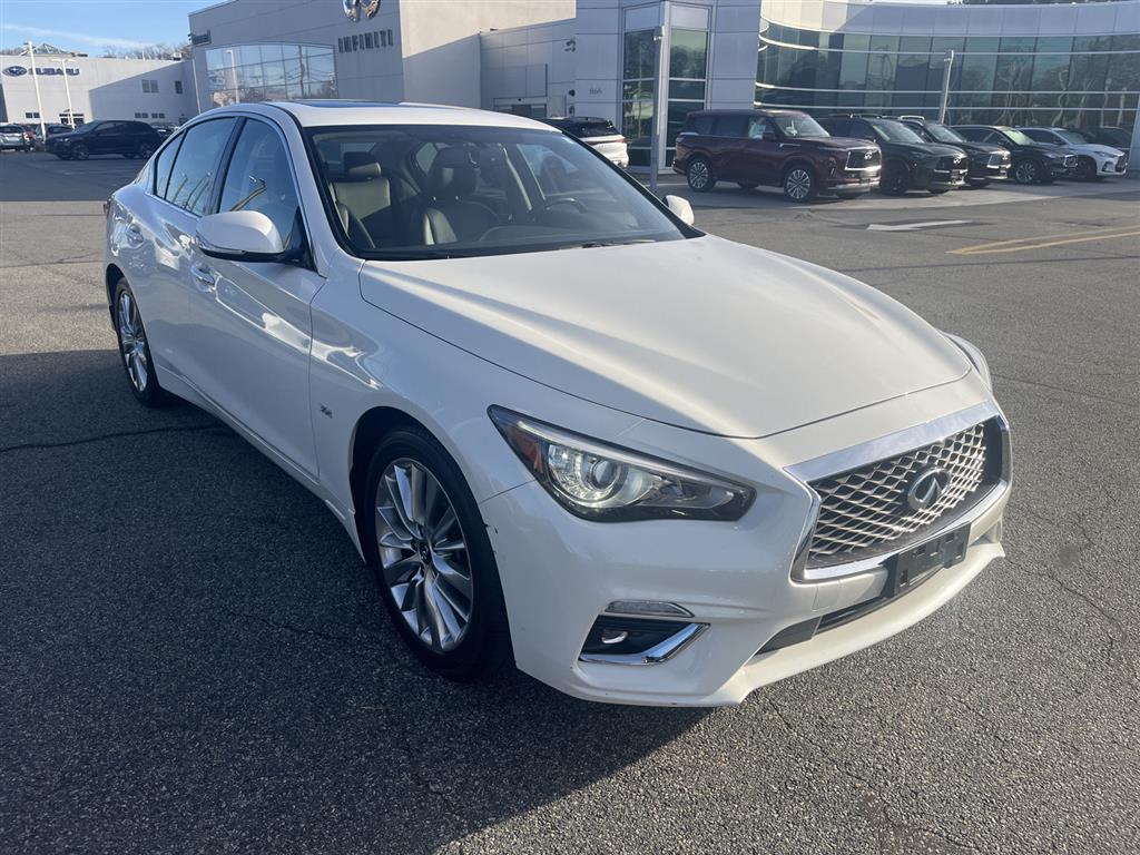 2019 Infiniti Q50 3.0t LUXE photo 2