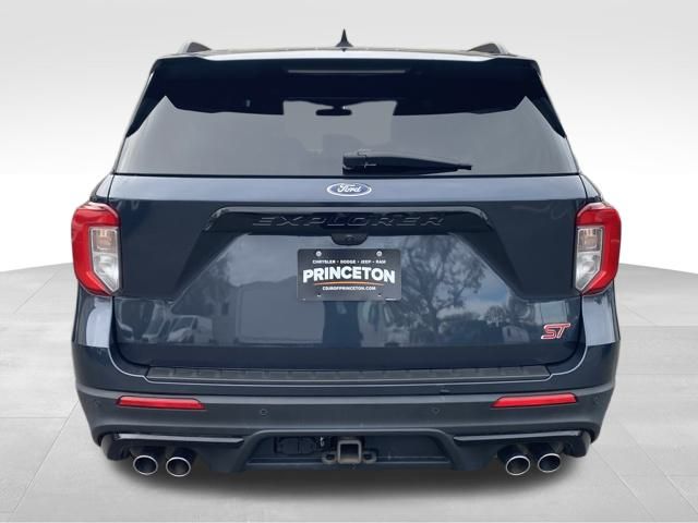 2022 Ford Explorer ST photo 4