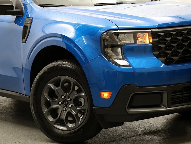 2025 Ford Maverick XLT photo 3