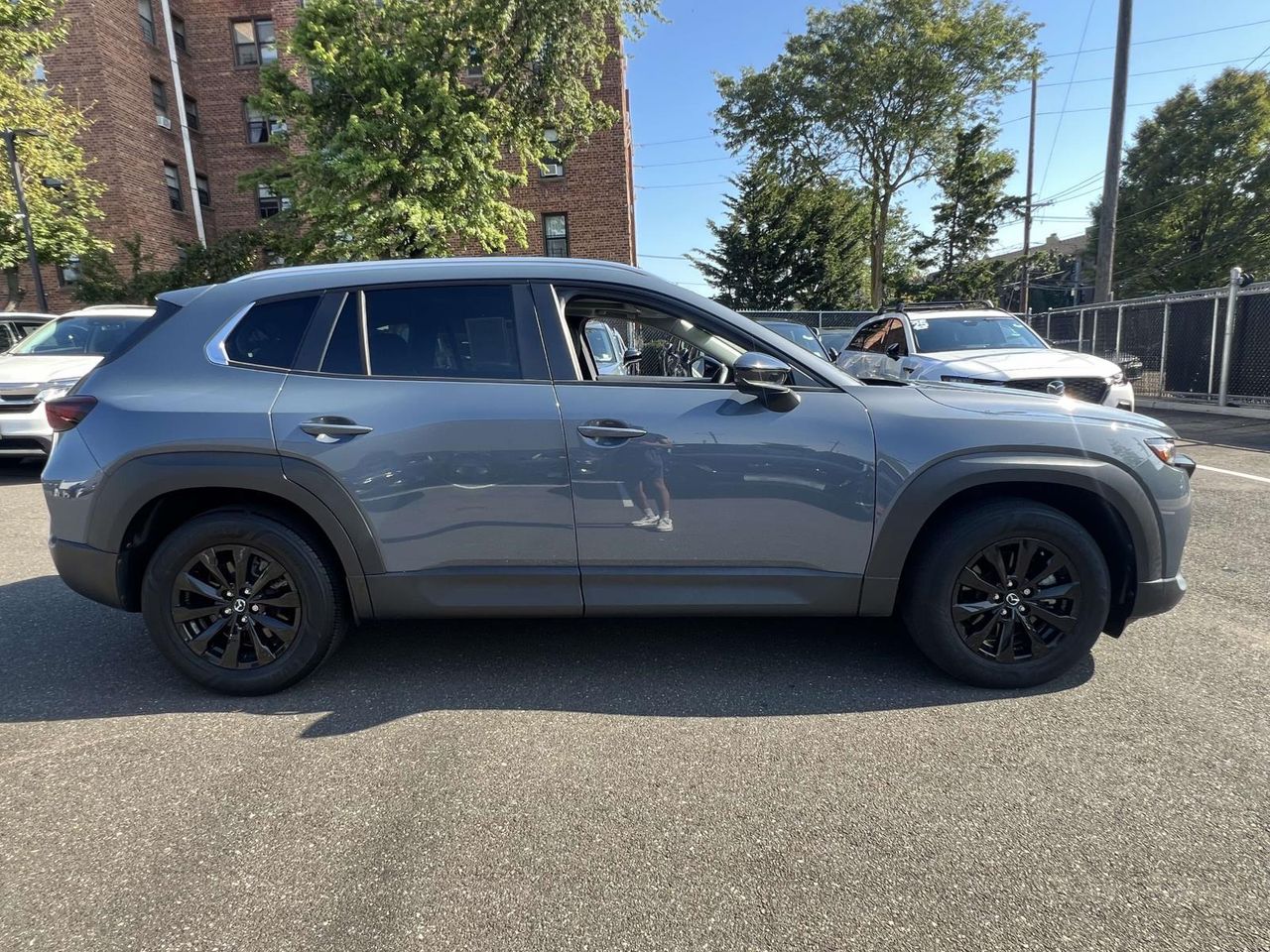 2023 Mazda CX-50 2.5 Preferred Plus photo 3