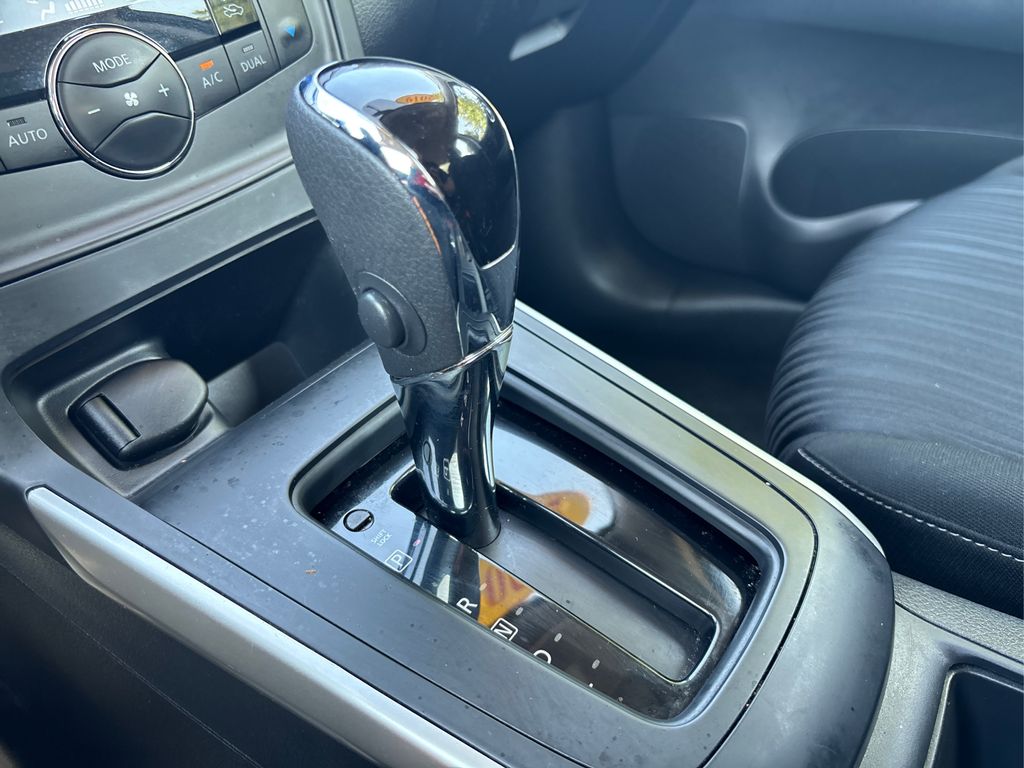 2019 Nissan Sentra SV photo 23