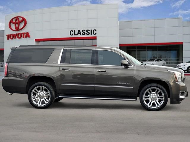2020 Gmc Yukon XL SLT photo 3