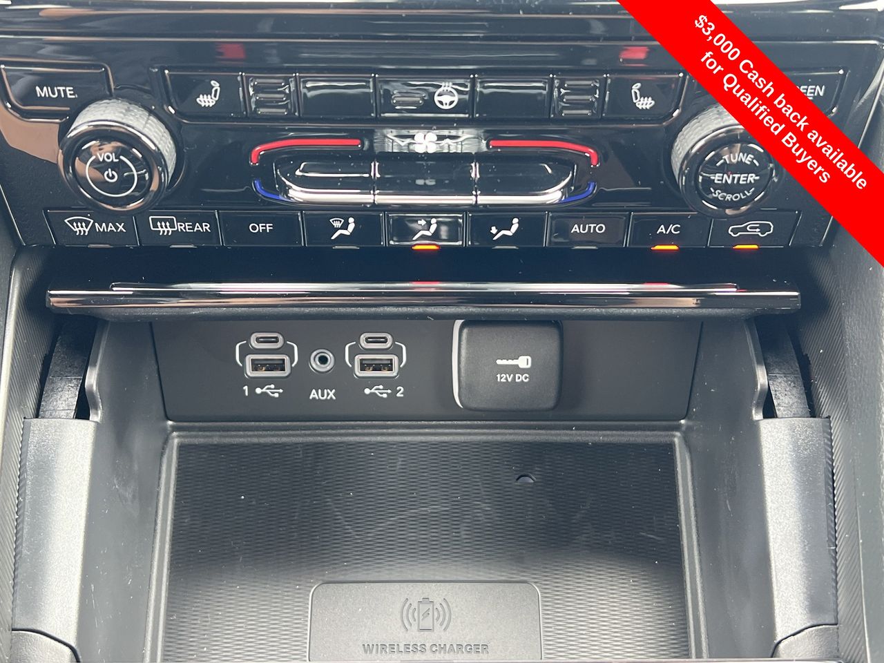 2025 Jeep Grand Cherokee Laredo X photo 4