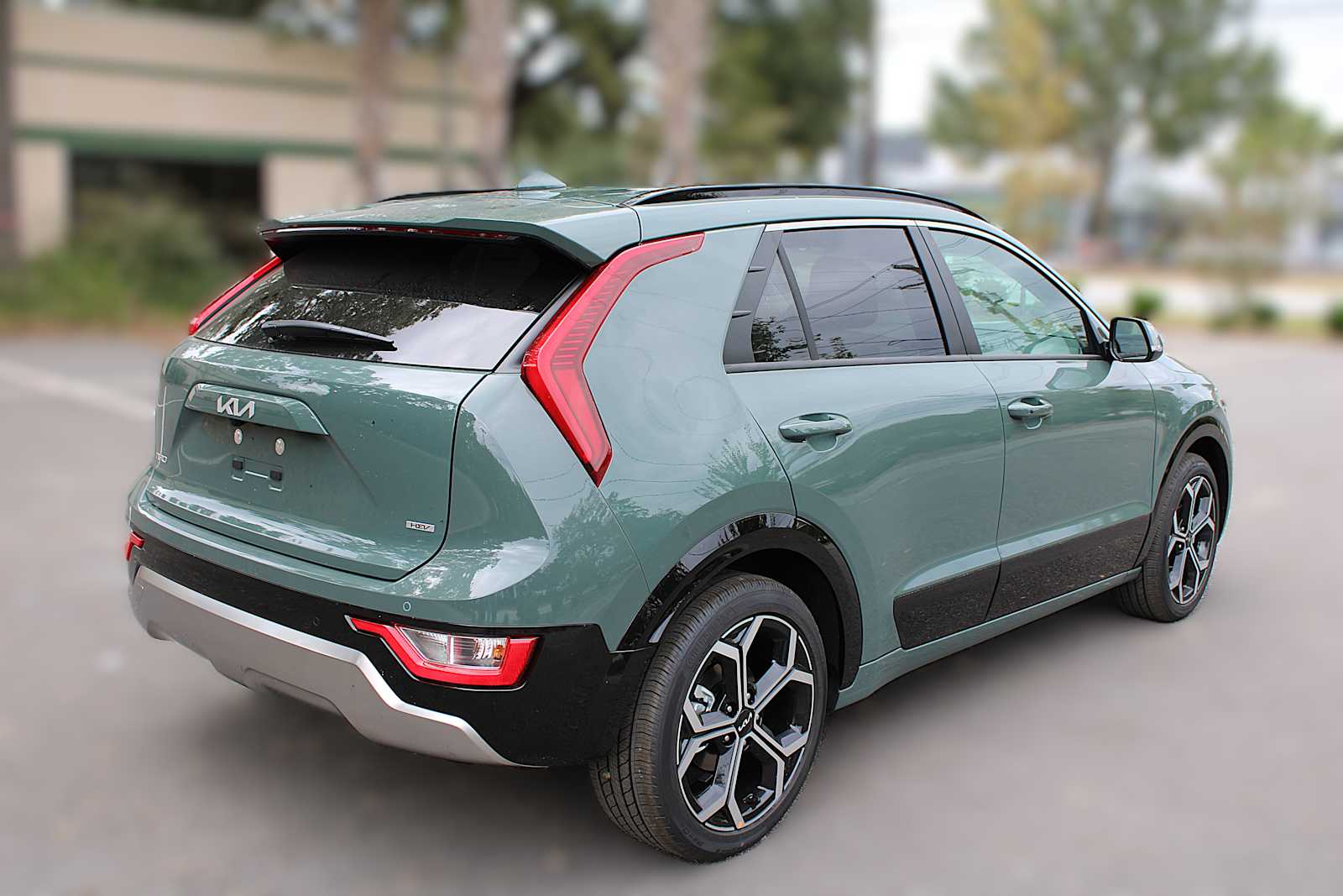 2025 Kia Niro EX Touring photo 4