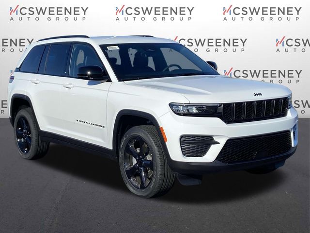 2025 Jeep Grand Cherokee Altitude's photo