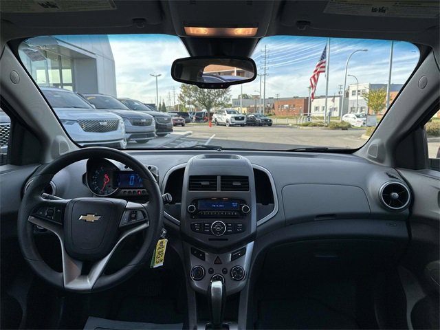 2012 Chevrolet Sonic LT photo 27