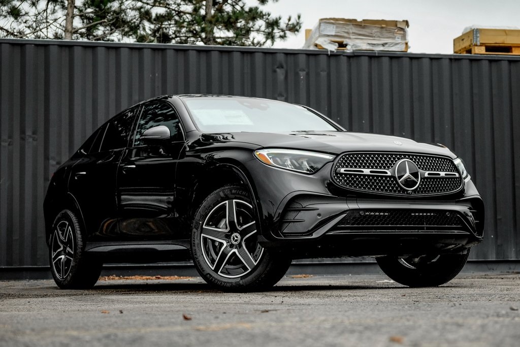 2026 Mercedes-Benz GLC Coupe GLC 300's photo