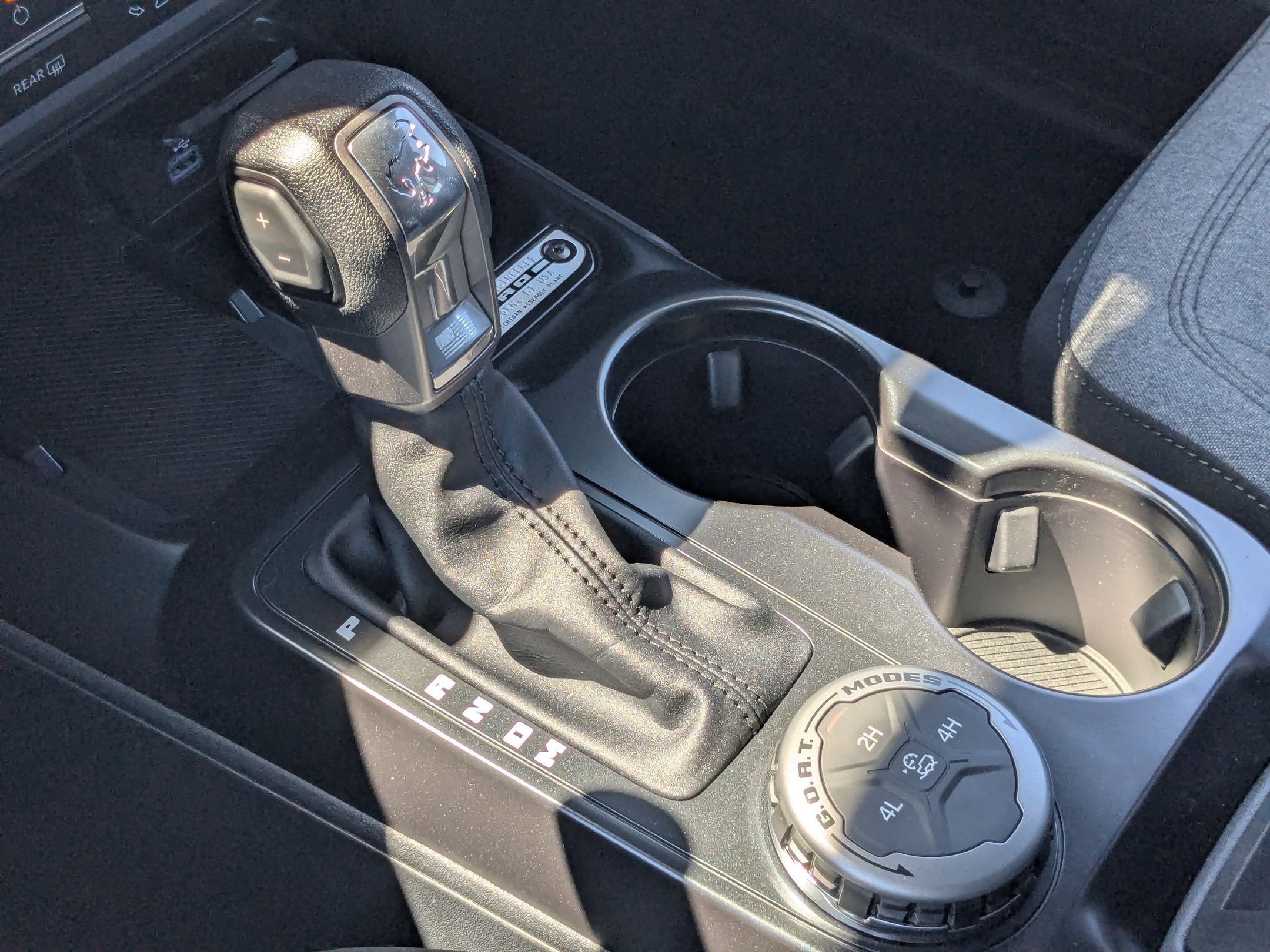 2025 Ford Bronco Base photo 19