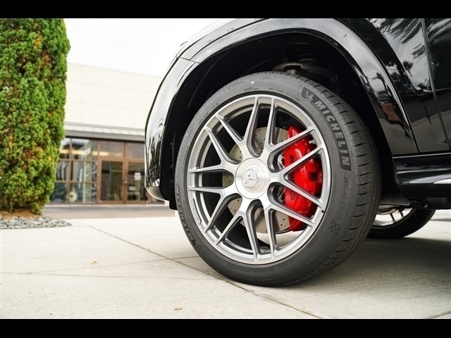 2024 Mercedes Benz GLE AMG 63 4MATIC photo 4