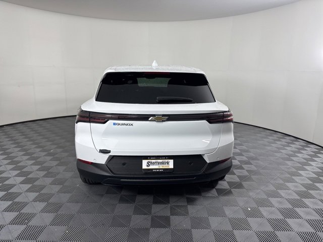 2026 Chevrolet Equinox EV 1LT photo 4