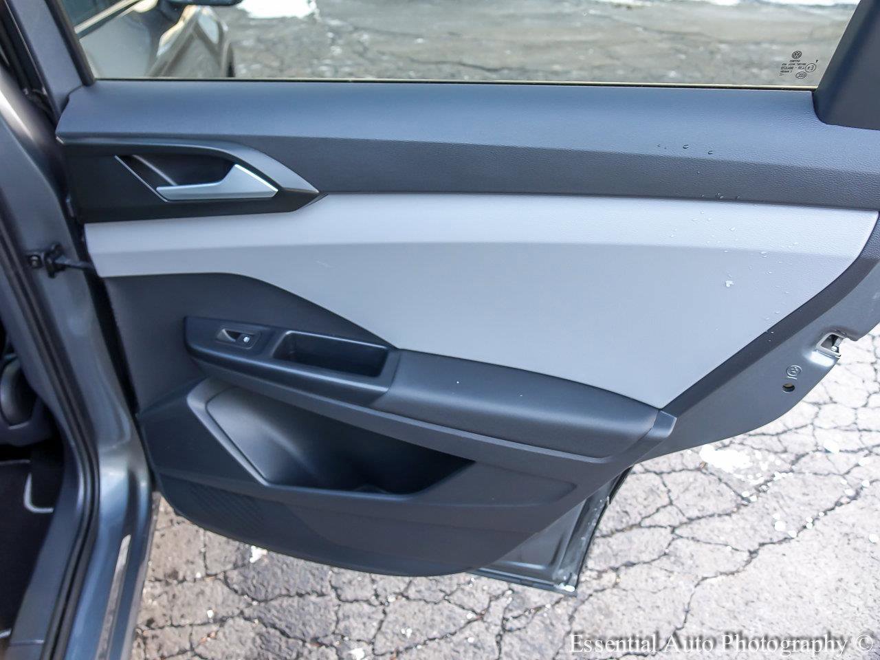 2022 VOLKSWAGEN TAOS - Image 20