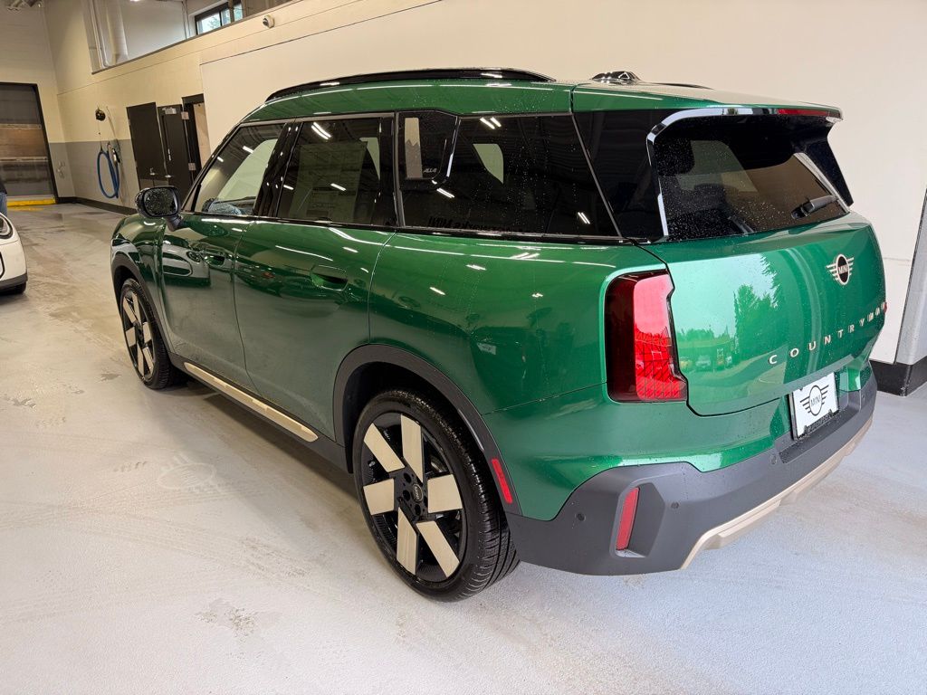 2025 Mini Countryman S ALL4 photo 3
