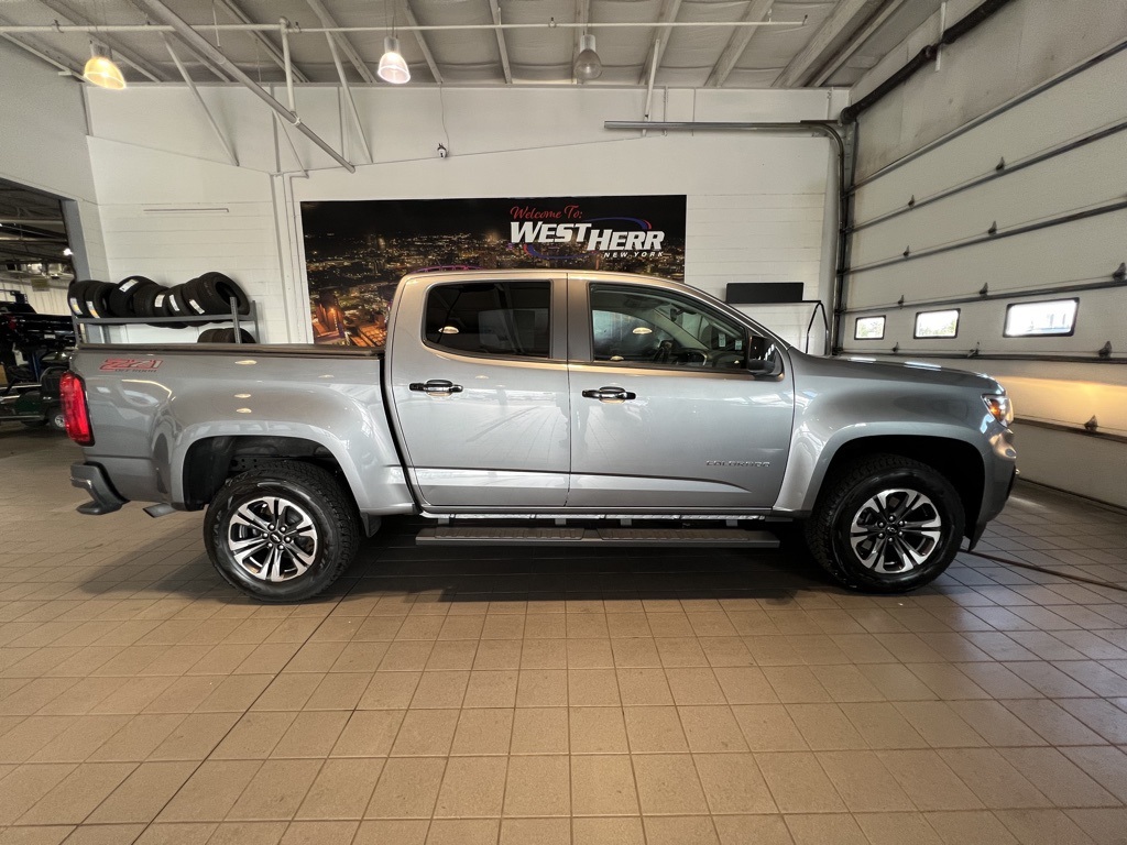 2022 Chevrolet Colorado Z71 photo 9