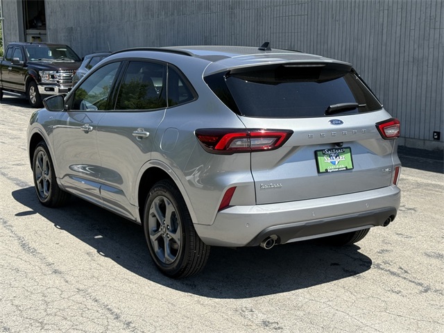 2024 Ford Escape ST-Line photo 6