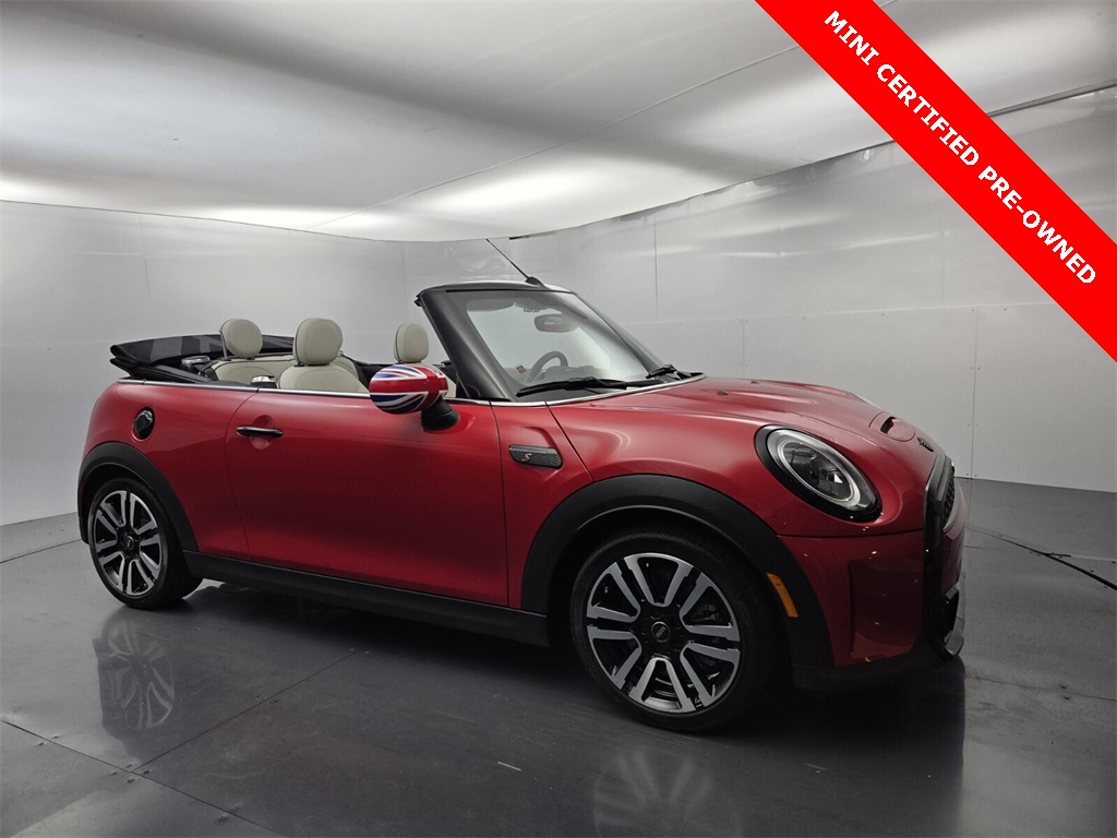 2022 MINI Convertible S's photo