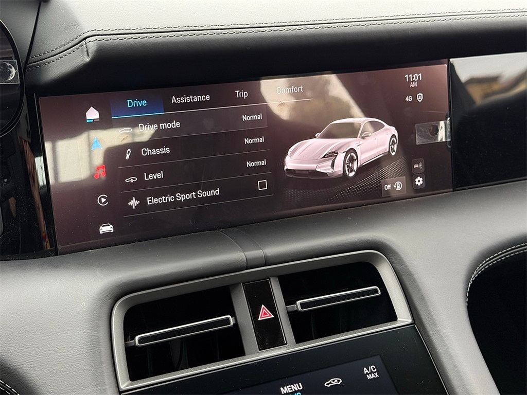 2025 Porsche Taycan 4S photo 20