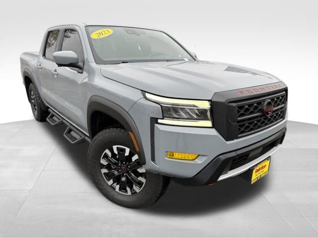2023 Nissan Frontier PRO-4X's photo