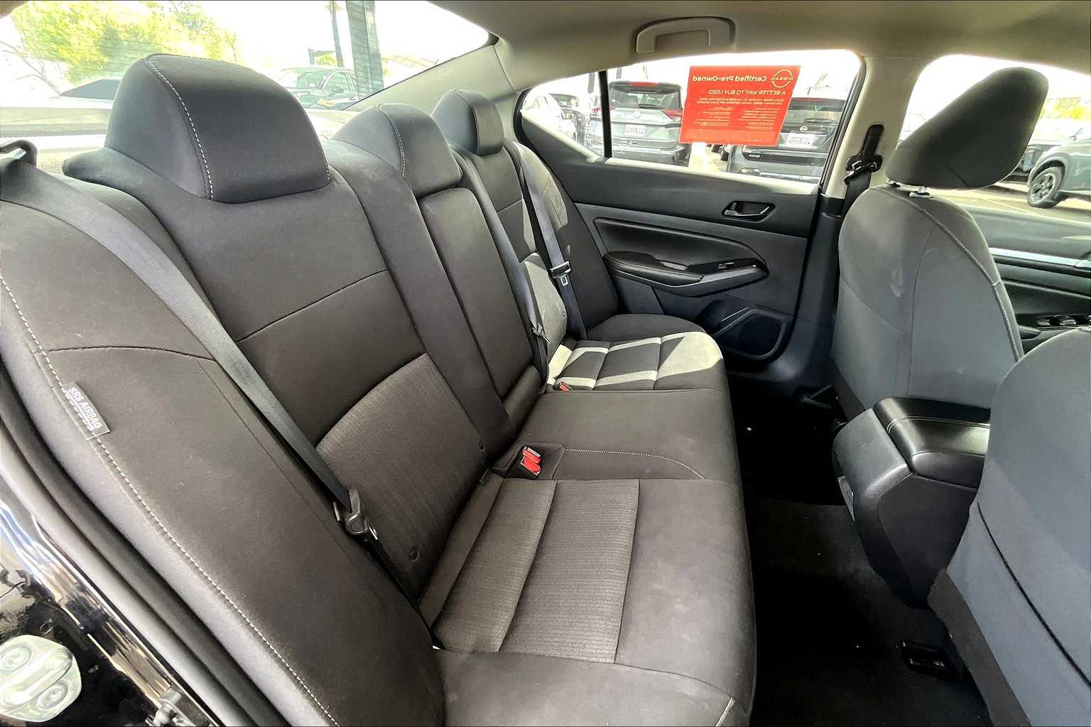 2023 Nissan Altima 2.5 SV photo 14