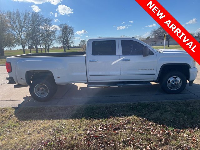 2015 Gmc Sierra 3500 HD Denali photo 2