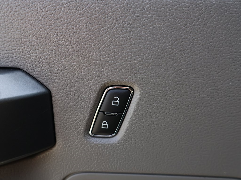 2020 Ford F-150 XLT photo 23