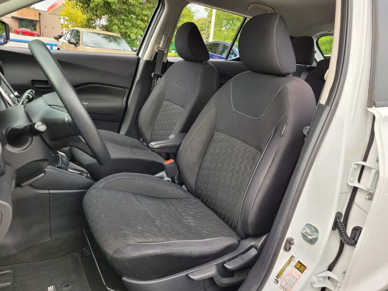 2022 Nissan Kicks S photo 7